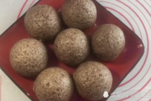 全麦黑馒头养分丰厚要想暄软好吃只需这知道要害的两步 全麦黑馒头养分丰厚要想暄软好吃只需这知道要害的两步