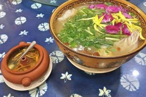 舌尖上的昆明——特色美食 舌尖上的昆明——特色美食