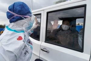 上锁封门雷神山医院大连医疗队所辖8个病区清空 上锁封门雷神山医院大连医疗队所辖8个病区清空