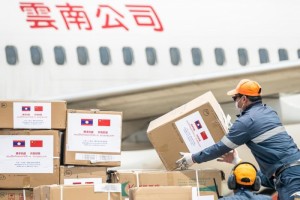 (4)我国抗疫医疗专家组抵达老挝 (4)我国抗疫医疗专家组抵达老挝