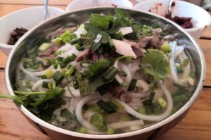 吸溜来盐边赴一场羊肉与米线的约会可好 吸溜来盐边赴一场羊肉与米线的约会可好