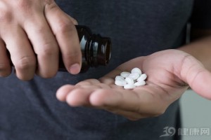 留意你重金买的保健品其实是肿瘤复发搬运的爪牙