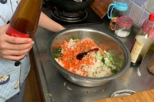 买蚝油时无论什么牌子只需瓶身上没有这2个字都是假蚝油 买蚝油时无论什么牌子只需瓶身上没有这2个字都是假蚝油