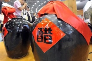 不要小看醋的效果一滴下去滋味大不相同 不要小看醋的效果一滴下去滋味大不相同