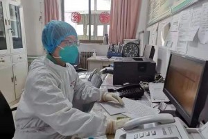 【战疫前锋•救治篇】李玲我首先得是一名兵士然后才是女儿妈妈和妻子 【战疫前锋•救治篇】李玲我首先得是一名兵士然后才是女儿妈妈和妻子