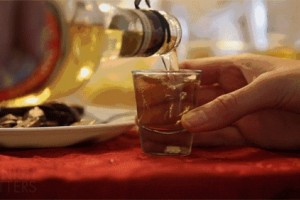 曾经我就喜爱一口下去嗓子里火辣辣的感觉浙江一位白酒爱好者的悲痛经验 曾经我就喜爱一口下去嗓子里火辣辣的感觉浙江一位白酒爱好者的悲痛经验