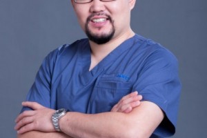 郑仕平院长:入行十余年,坚信美丽源于和谐! 郑仕平院长:入行十余年,坚信美丽源于和谐!