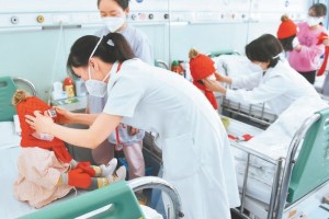 病房里的暖心三件套 病房里的暖心三件套